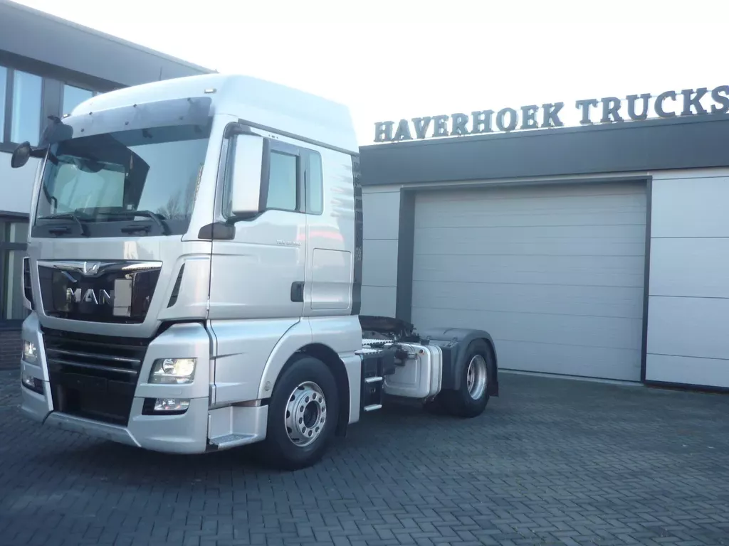 MAN TGX 18.480 Tractor with Hydraulic unit